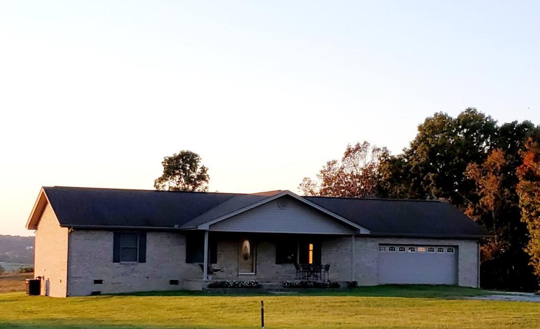 Secluded House On 60 Acres Close To Fall Creek Falls Pikeville ภายนอก รูปภาพ